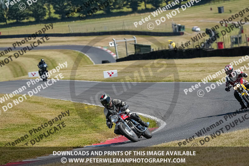 cadwell park;cadwell park photographs;cadwell trackday photographs;enduro digital images;event digital images;eventdigitalimages;peter wileman photography;racing digital images;trackday digital images;trackday photos